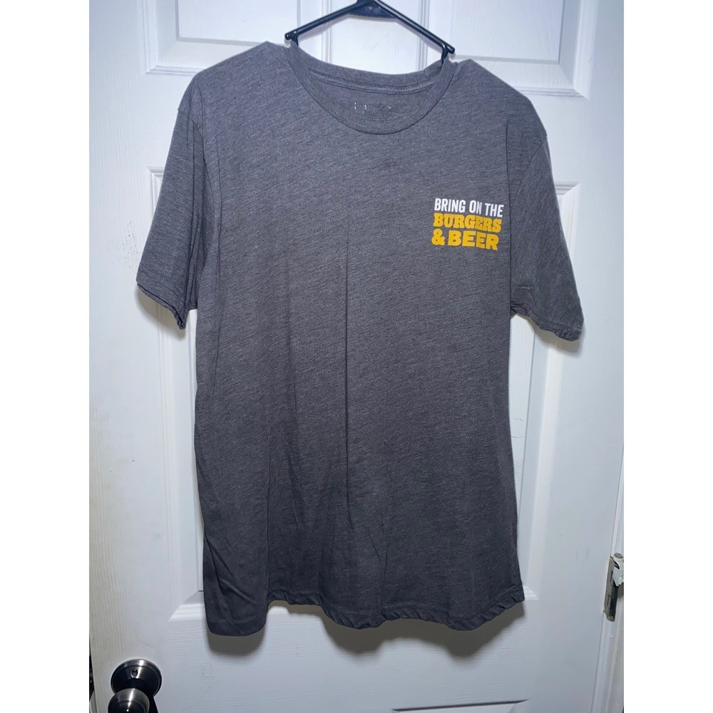 Chilis Grill Bar Burgers Beer Graphic T-Shirt Mens Large Gray Grilled To Thrill